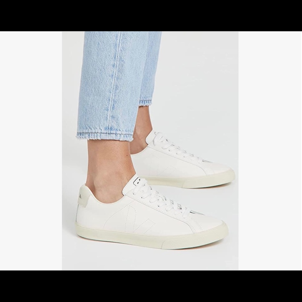 Veja Women’s Esplar Low Sneakers